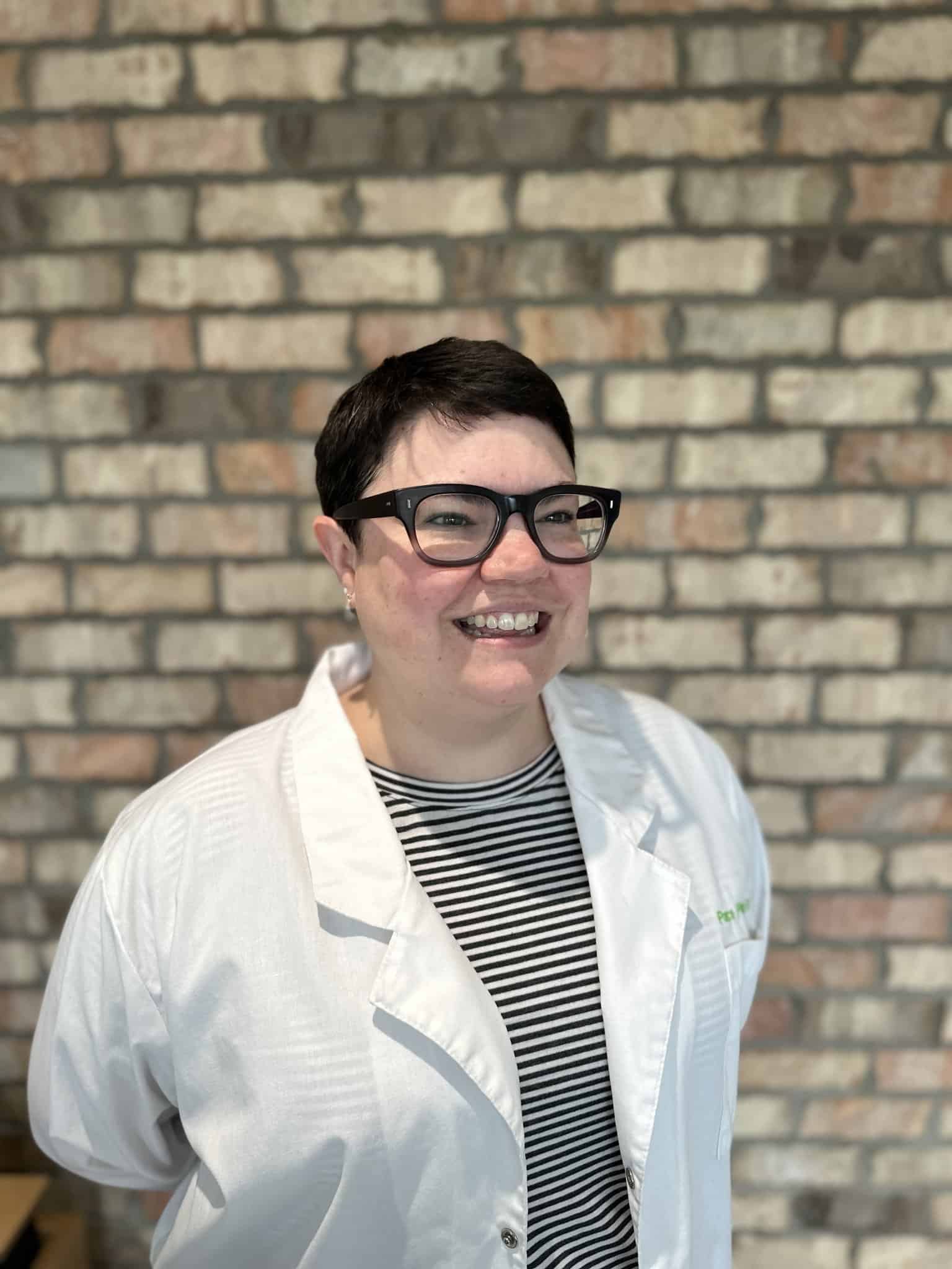 How do I choose a pharmacy in Toronto? Pace Pharmacy can help!